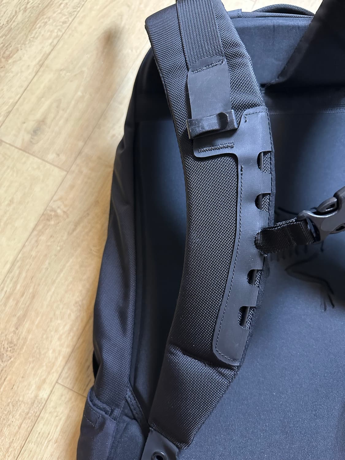 아크테릭스 아로 22 백팩 판매합니다 상품이미지9