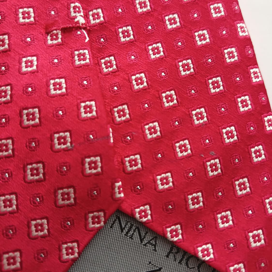 니나리치 실크 레드 패턴 넥타이 9.6cm A등급 A18641
 상품이미지7