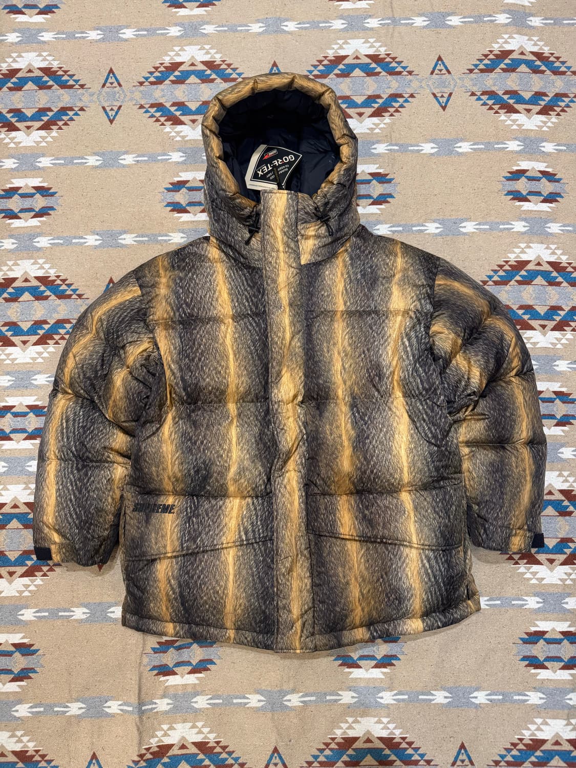 [M] 슈프림 고어텍스 900필 다운 파카 퍼 프린트  상품이미지4