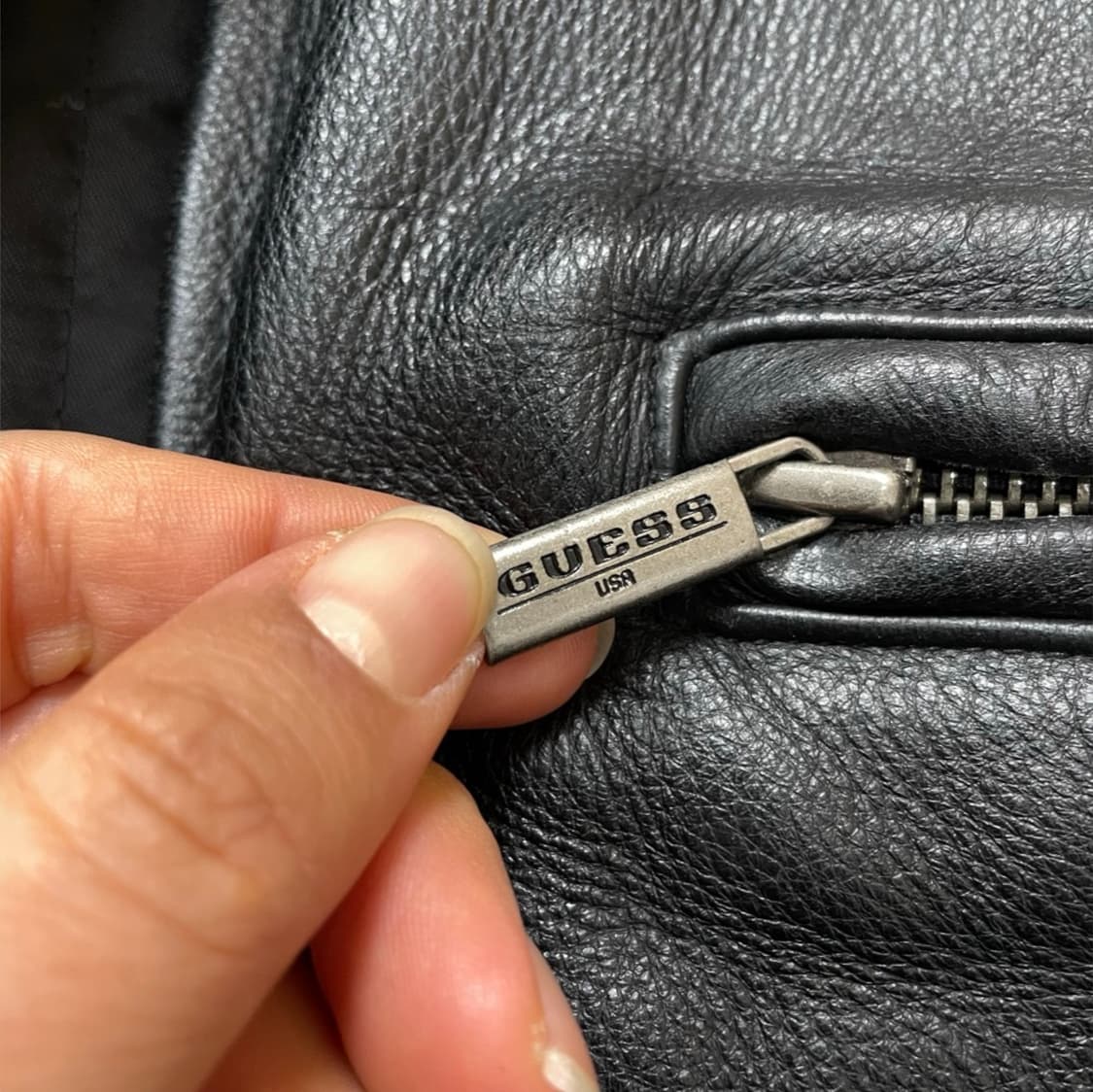 게스 Guess 블랙 빈티지 카라 레더 자켓 M 상품이미지4