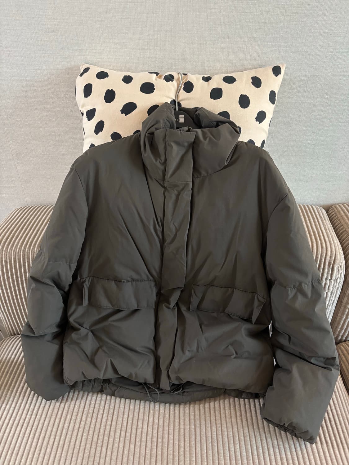 COS 코스 푸퍼패딩 몰그레이 32사이즈  상품이미지2