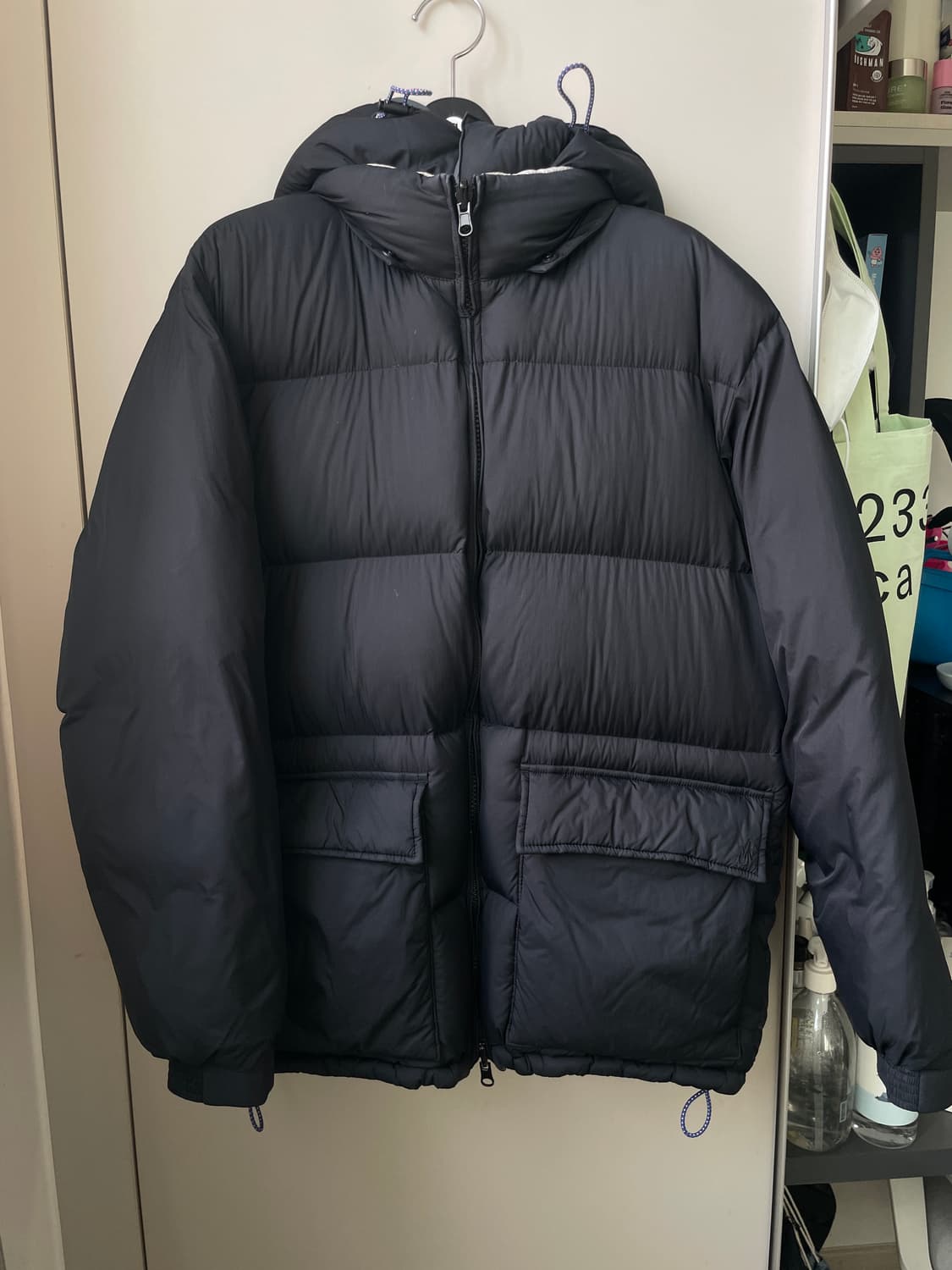 유니클로 x jw앤더슨 리버시블 다운패딩 s 상품이미지1