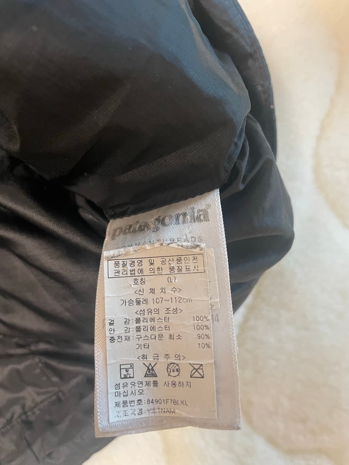 파타고니아 다운스웨터 후드 패딩 블랙 상품이미지6