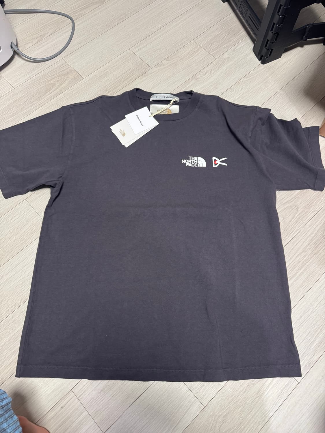 디스트릭트비전 x 노스페이스 콜라보 반팔 새상품 상품이미지2
