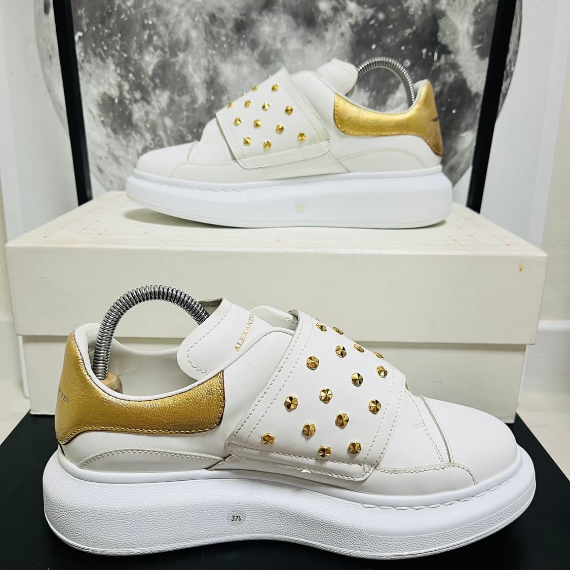 정품 37.5) 알렉산더 맥퀸 오버솔 스터드 스니커즈 235~240 상품이미지2