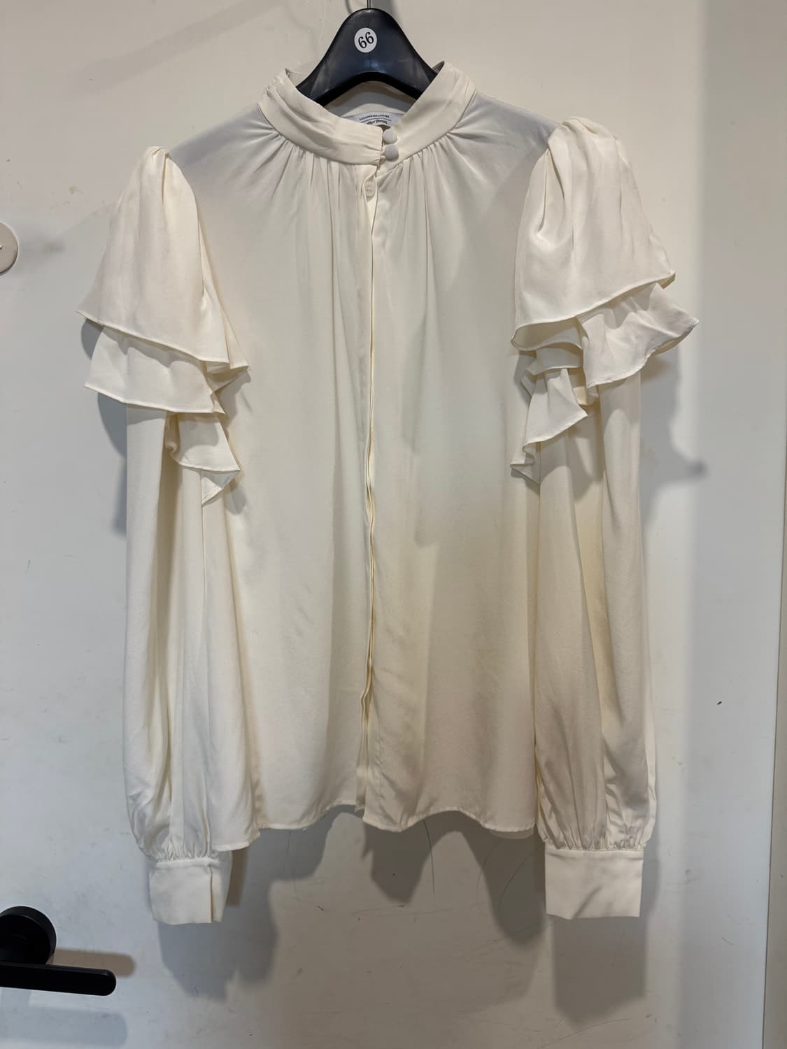 앤아더스토리즈 실크 블라우스 상품이미지2