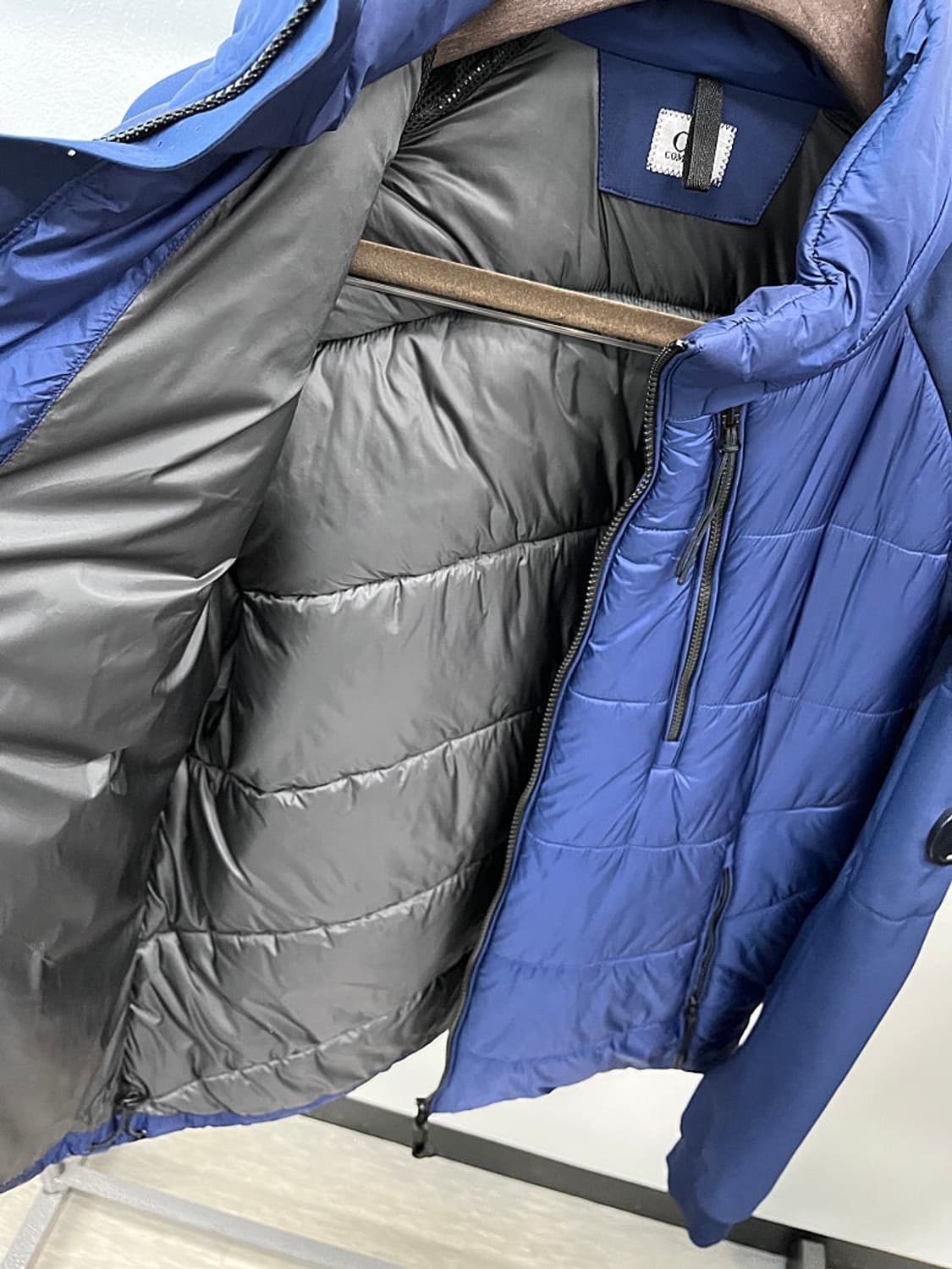 110) CP컴퍼니 패딩집업  상품이미지7