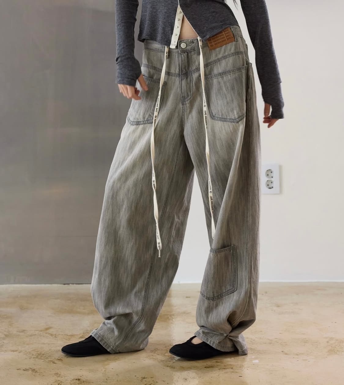 GREY FAKE DENIM PANTS  상품이미지1