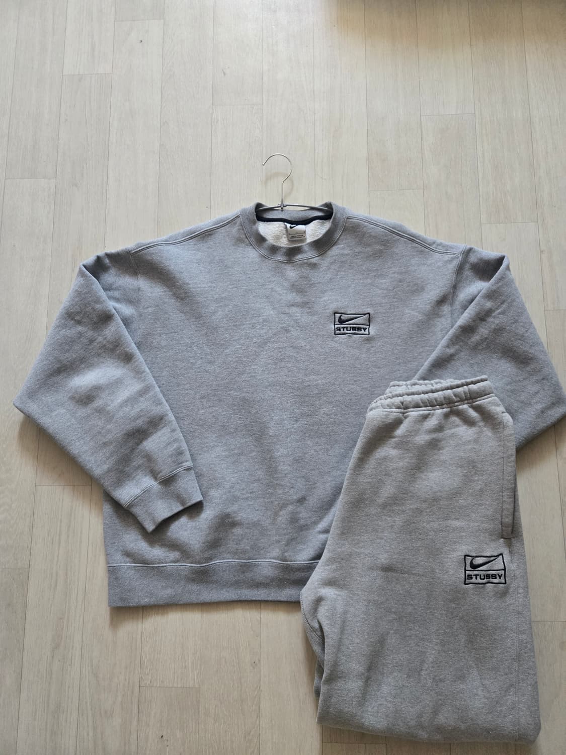 나이키x스투시 트레이닝 세트 상품이미지1