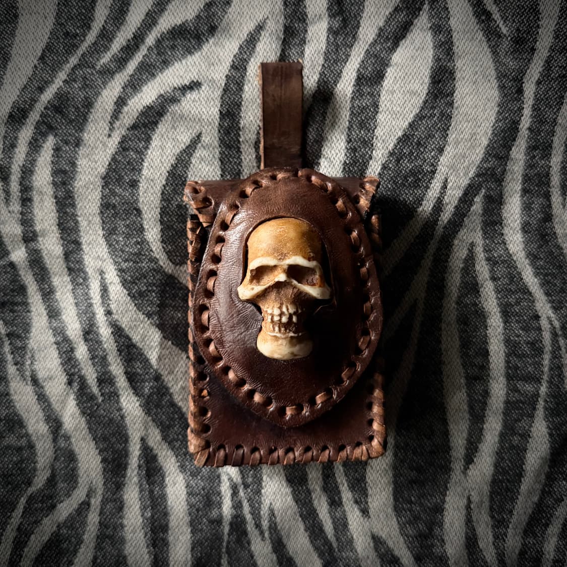 Skull cigarette case 상품이미지1