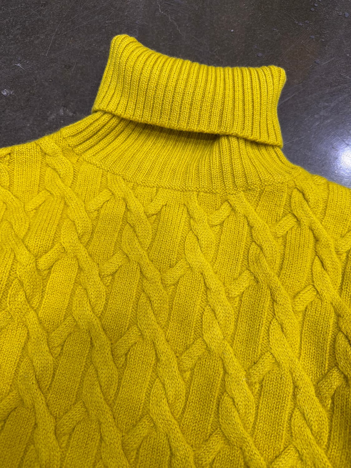 COS 코스 100% 울 터틀넥 스웨터 사이드 절개 케이블 니트 S 상품이미지3