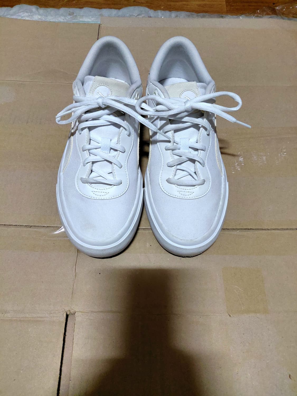 [푸마]카프리 로얄 화이트아이보리 스니커즈 275사이즈 상품이미지1