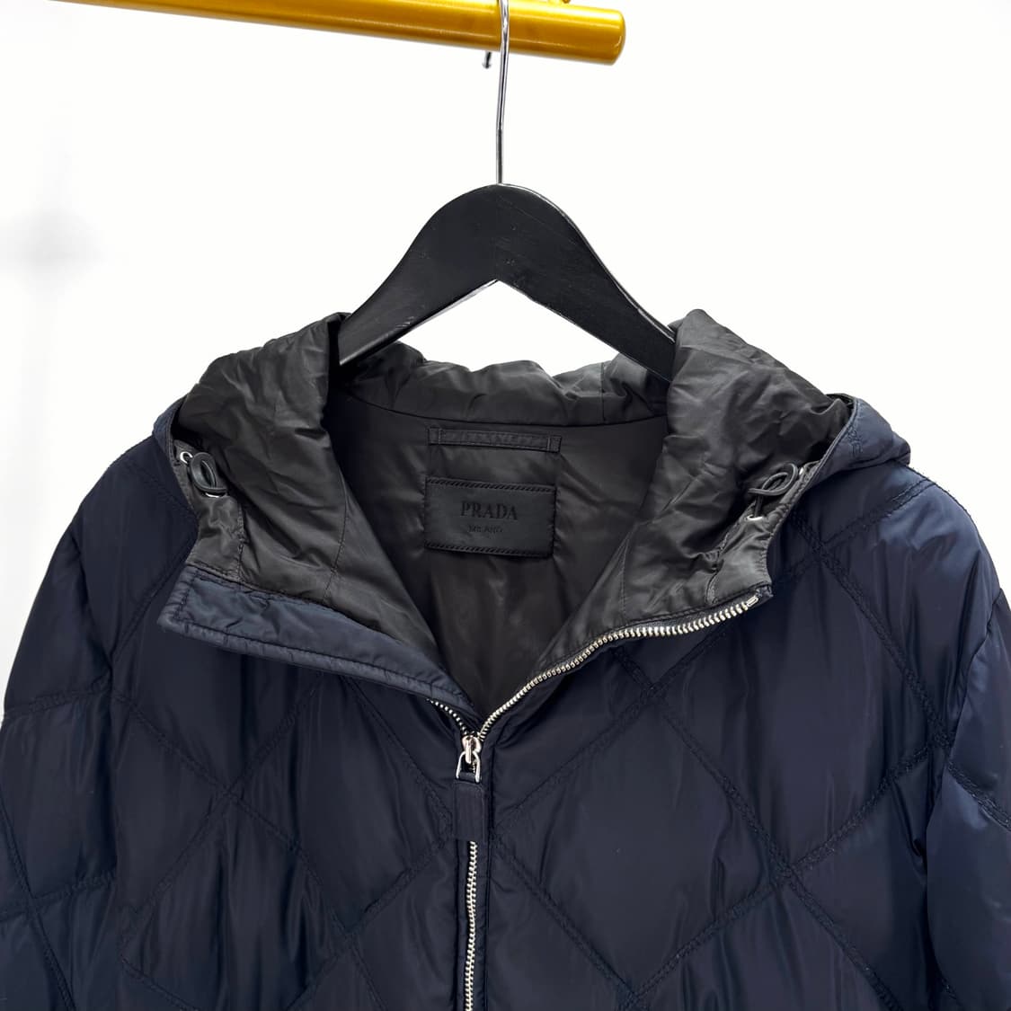 [50사이즈] 프라다 퀼팅 패딩 자켓 네이비 (SGN460) 상품이미지6