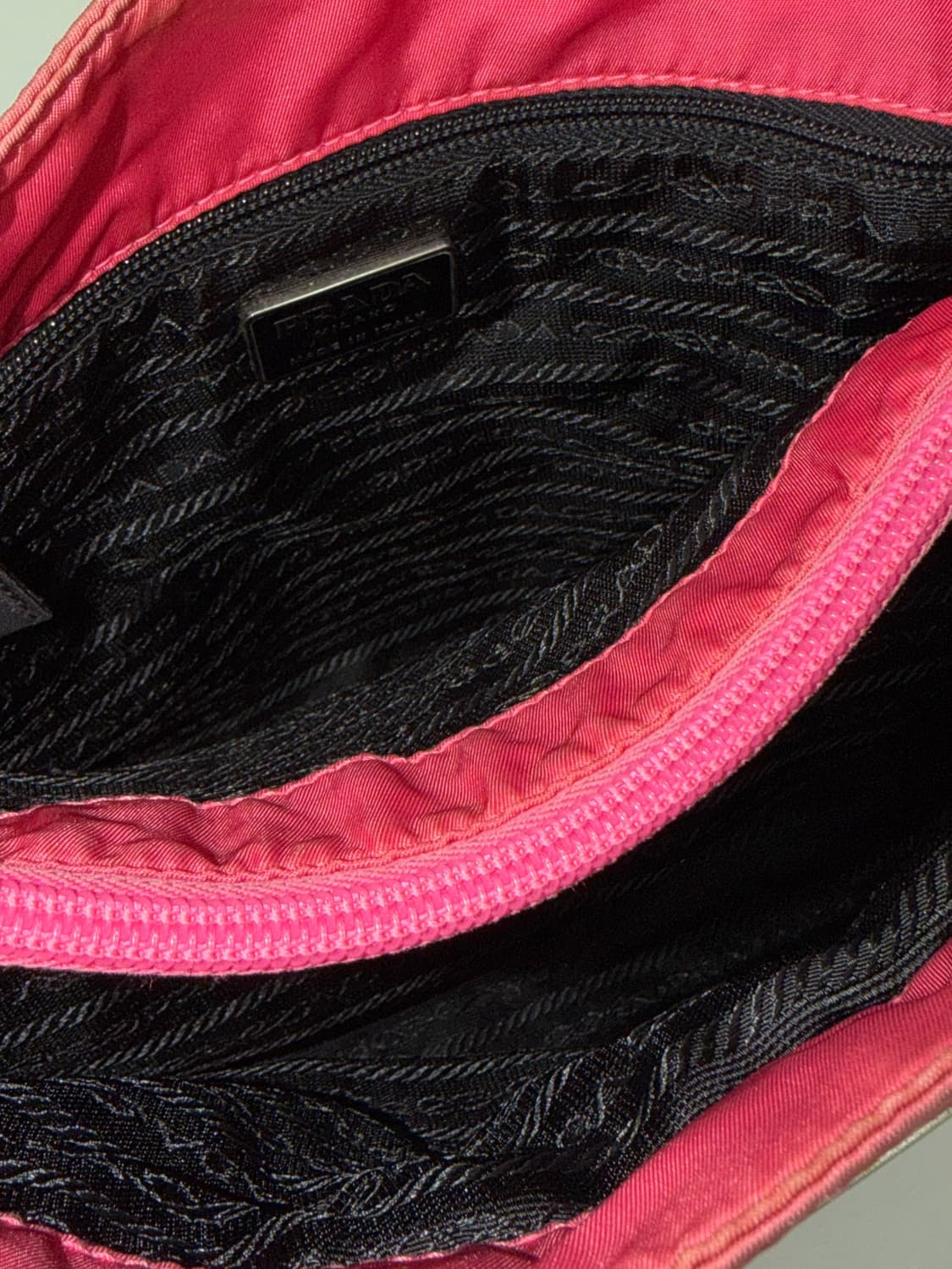 프라다 포코노 쇼퍼백 상품이미지8