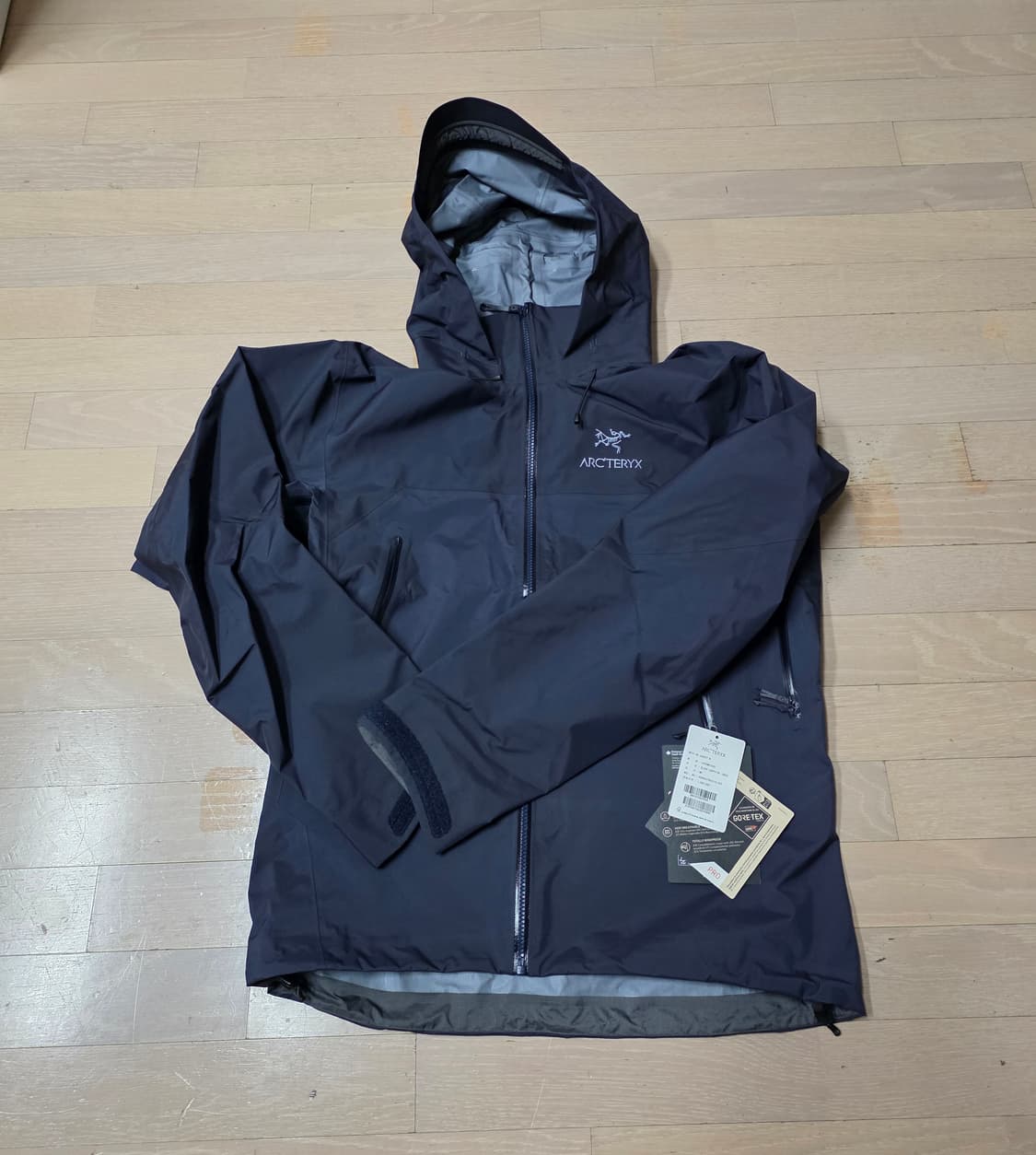 [새제품,M]아크테릭스 베타AR 블랙사파이어 상품이미지3