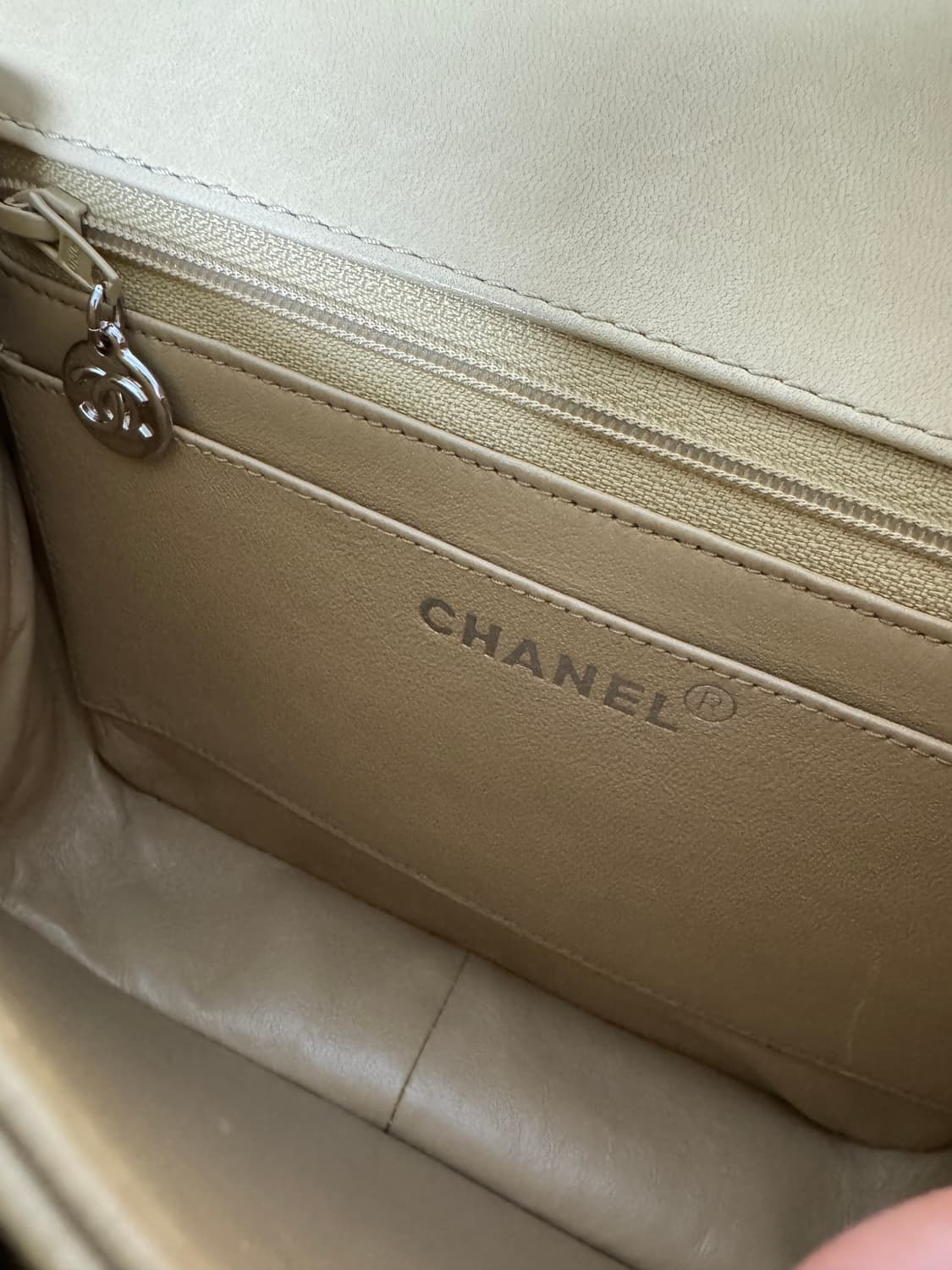 샤넬 클래식 베이지 숄더백 (샤넬 턴락빈티지 숄더백) 상품이미지8