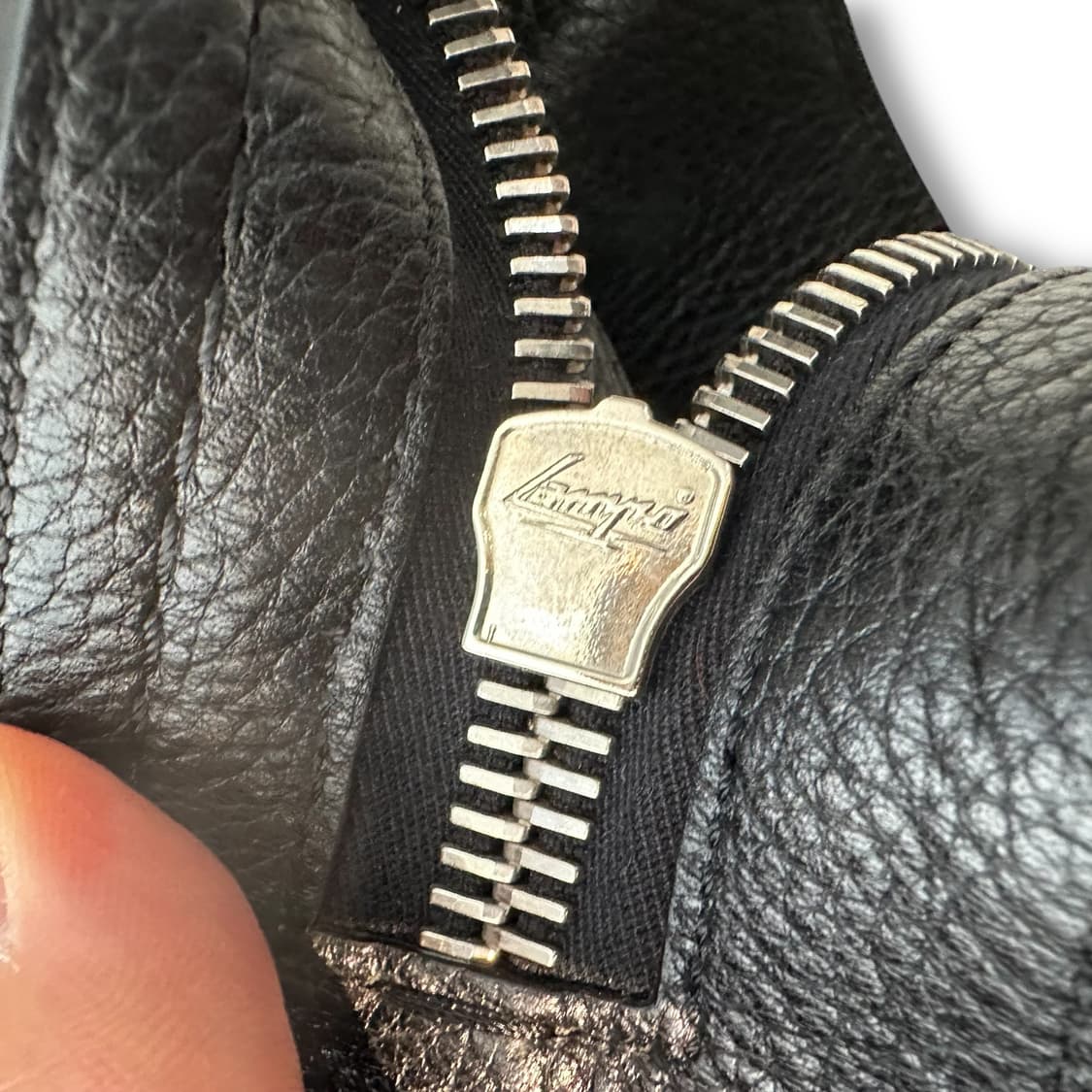 토즈 레더 스터드 토드백 상품이미지8