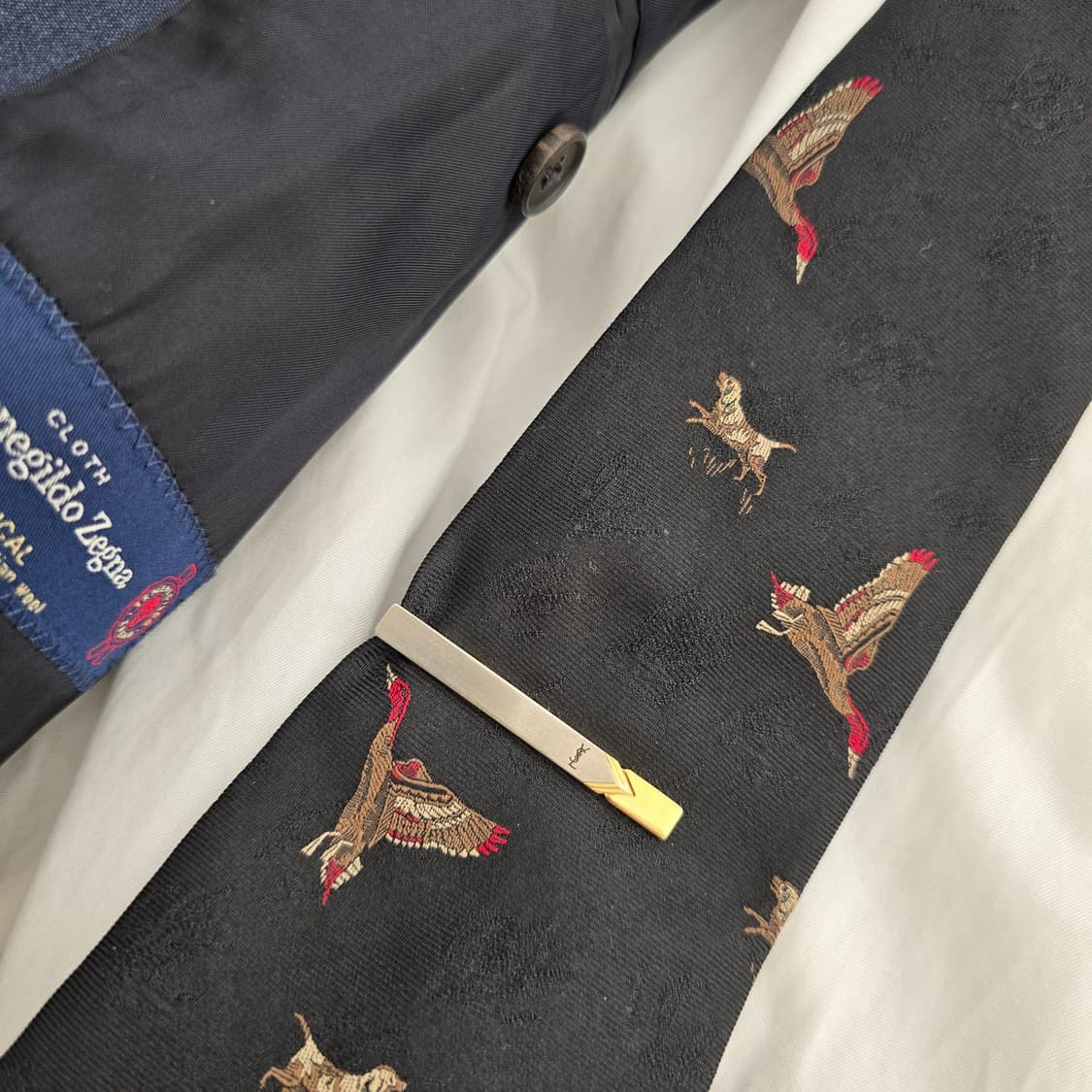 입생로랑 정품 명품 넥타이핀 5cm A등급 J9

 상품이미지10