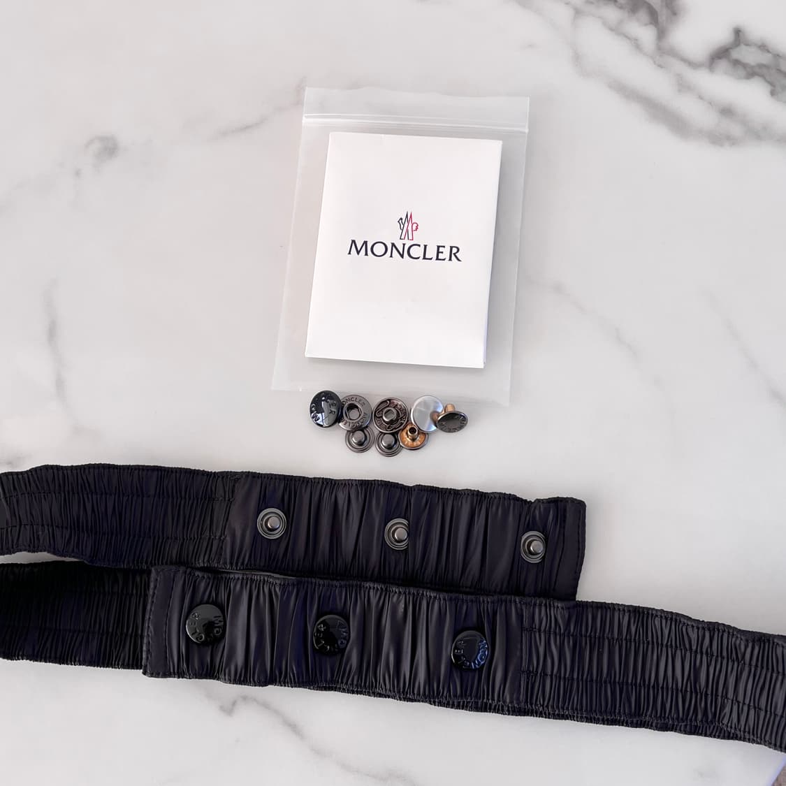 [S급/정품] 몽클레어 보에드 패딩 1사이즈 블랙 상품이미지9