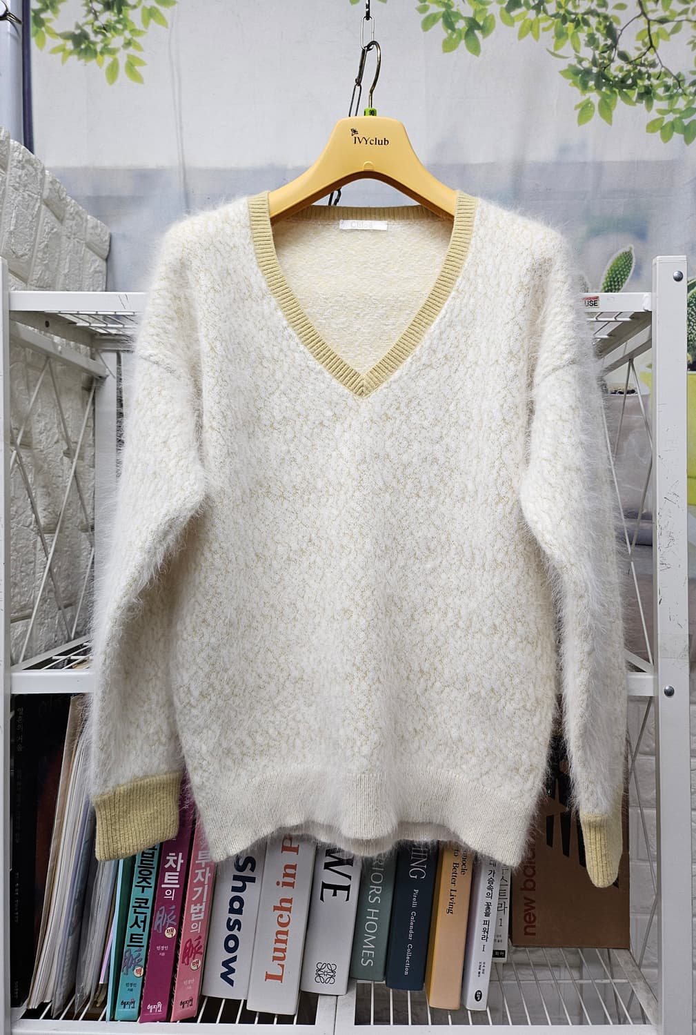 끌로에 명품 여성니트 66~슬림77 앙고라 울 V넥 여성니트티 AD28 상품이미지1