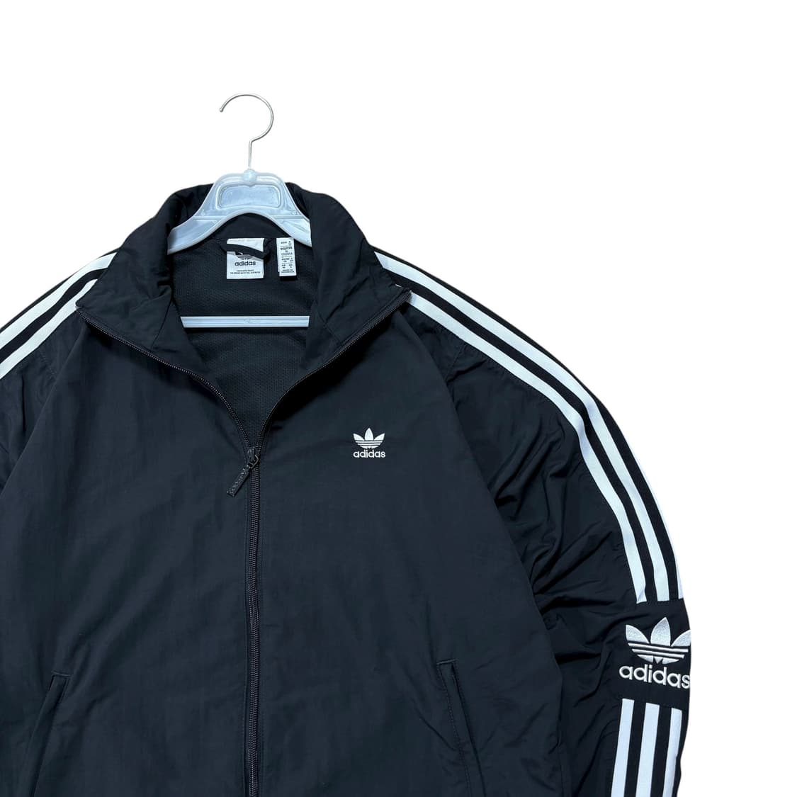 아디다스 우븐 바람막이 상품이미지2