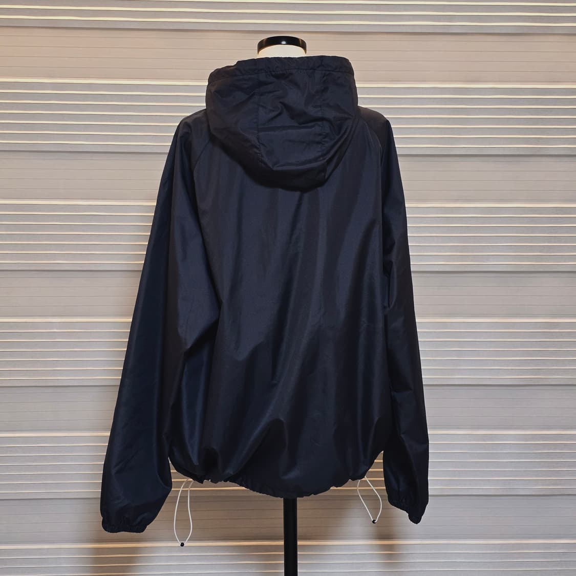 뉴발란스 바람막이 (남녀공용) 상품이미지4