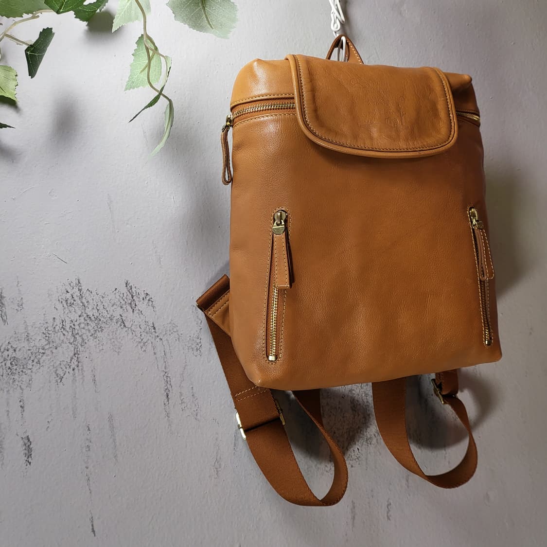 몽삭 올 레더 백팩 상품이미지3