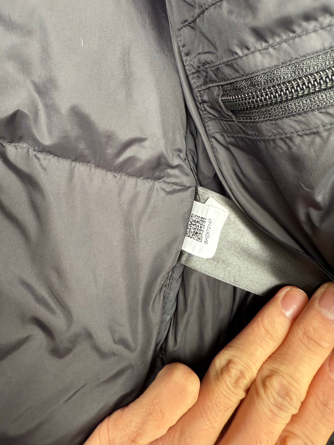 노스페이스 눕시700 블랙 패딩 상품이미지3