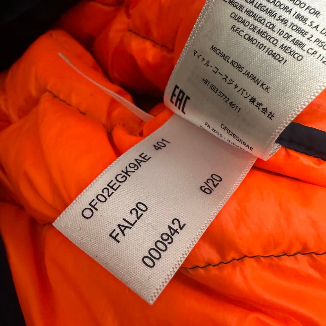 마이클코어스 후드 덕다운 패딩 네이비 L 상품이미지10