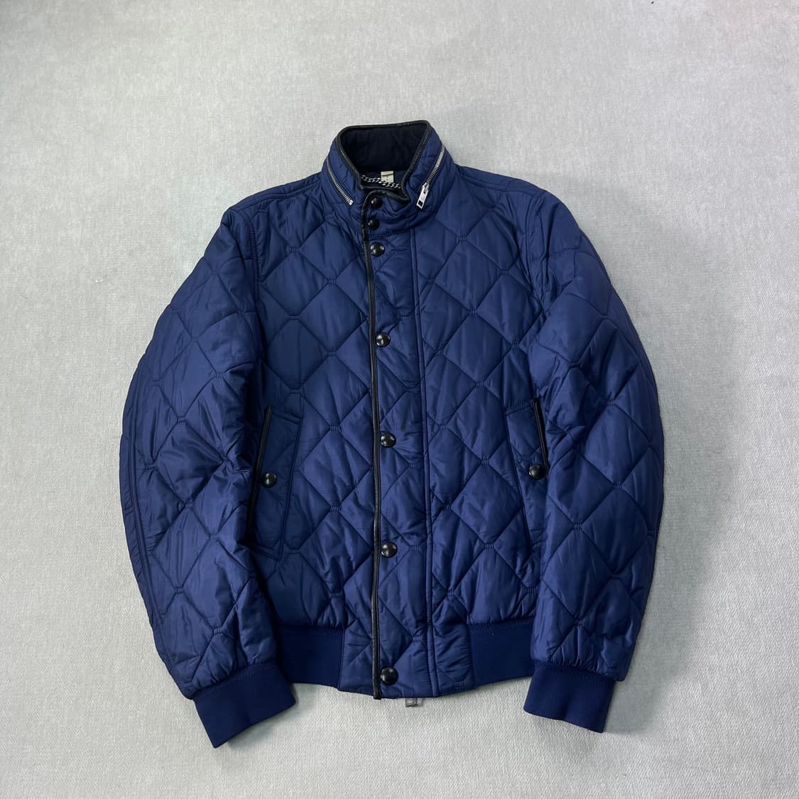 95 버버리 퀄팅 네이비 블루종 자켓 상품이미지1