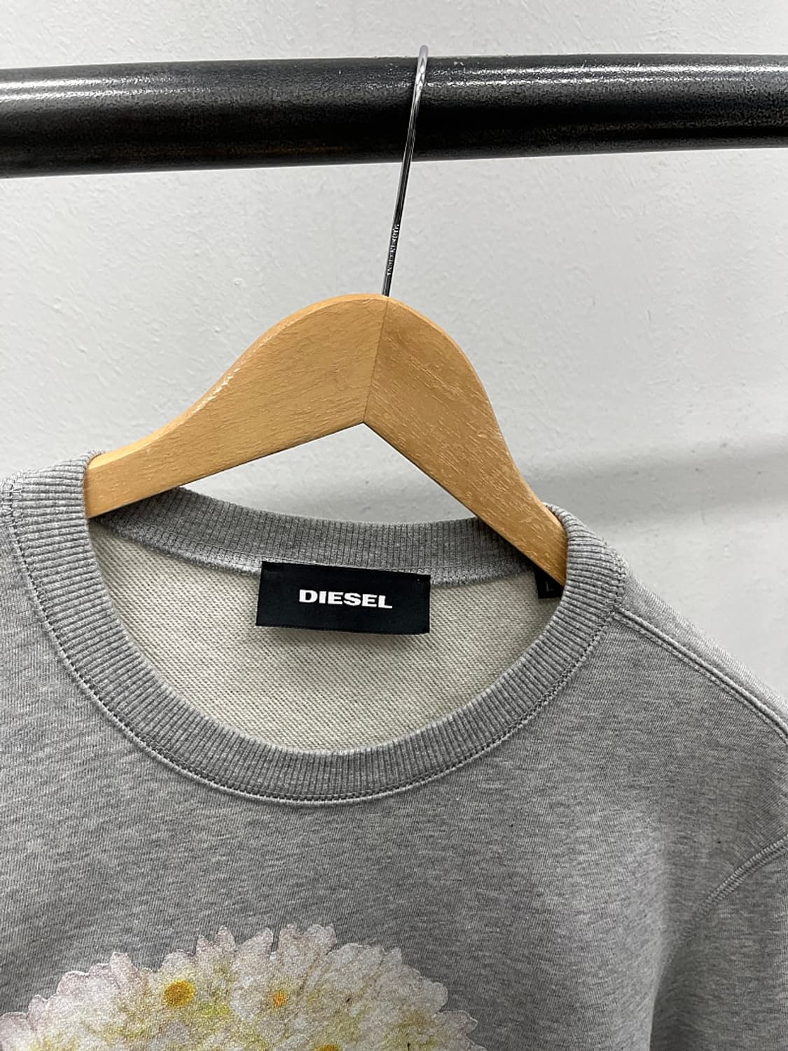 100-105) 디젤 스컬플라워 맨투맨  상품이미지5