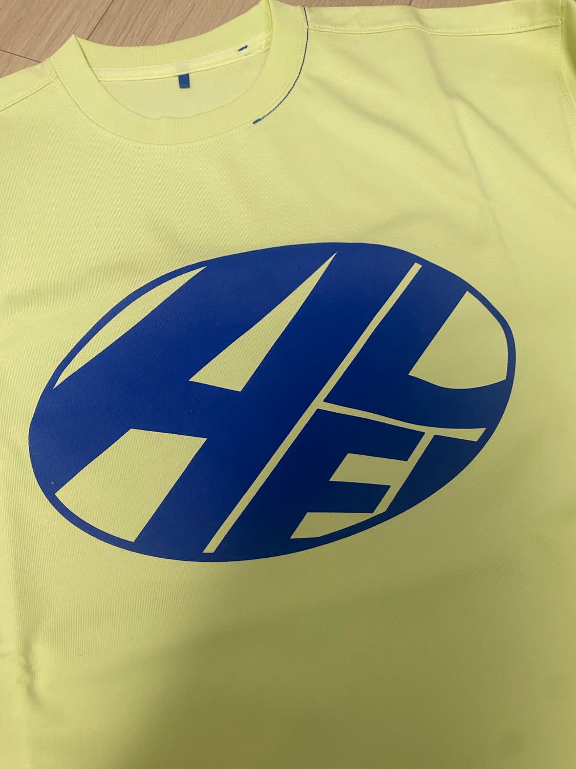 (새상품) 아더에러 디스토트 로고 티셔츠 상품이미지3