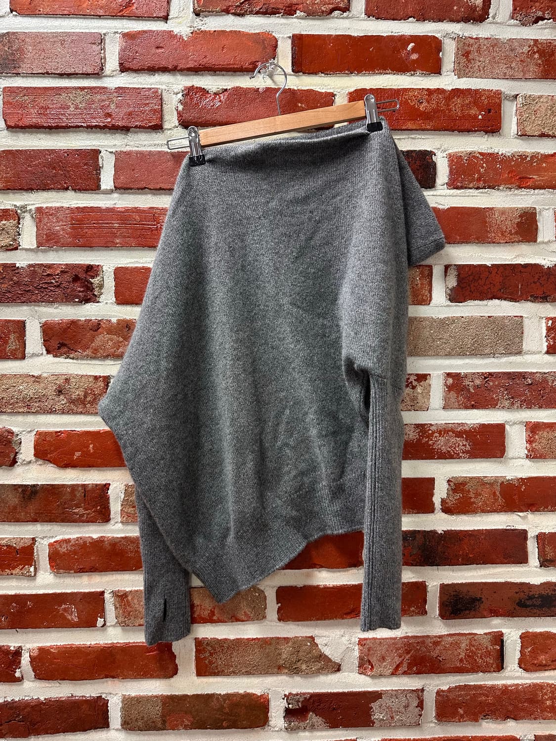 (2XS)톰포드 캐시미어100% 오프숄더 니트 상품이미지6