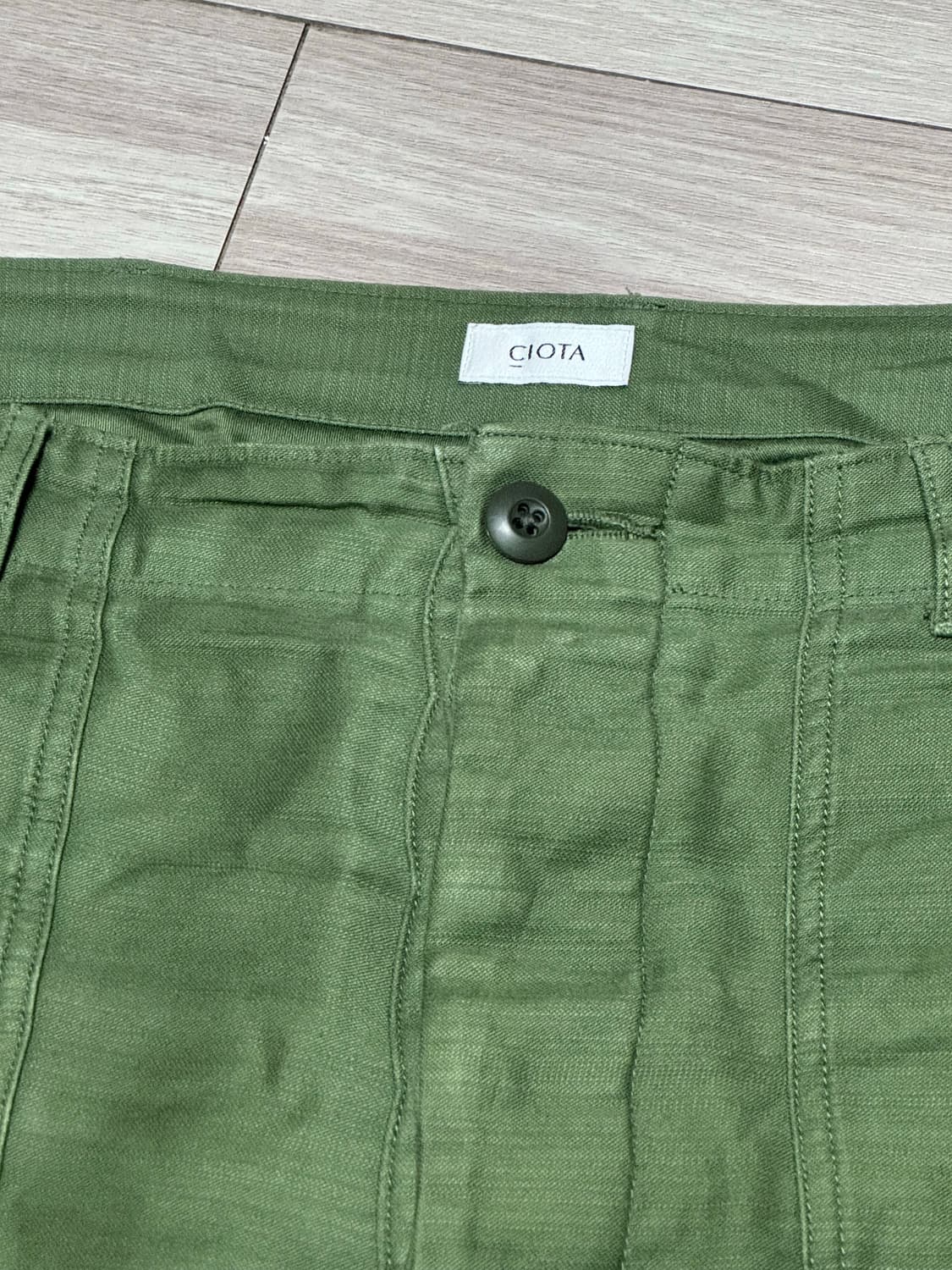 7) CIOTA 시오타 와이드 스트레이트 올리브 베이커 팬츠 상품이미지4