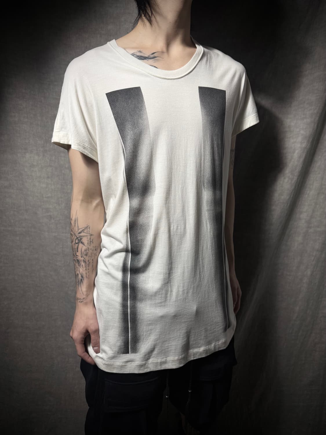 Julius 23SS '[ gallu; ]' Graphic T-Shirt 상품이미지1