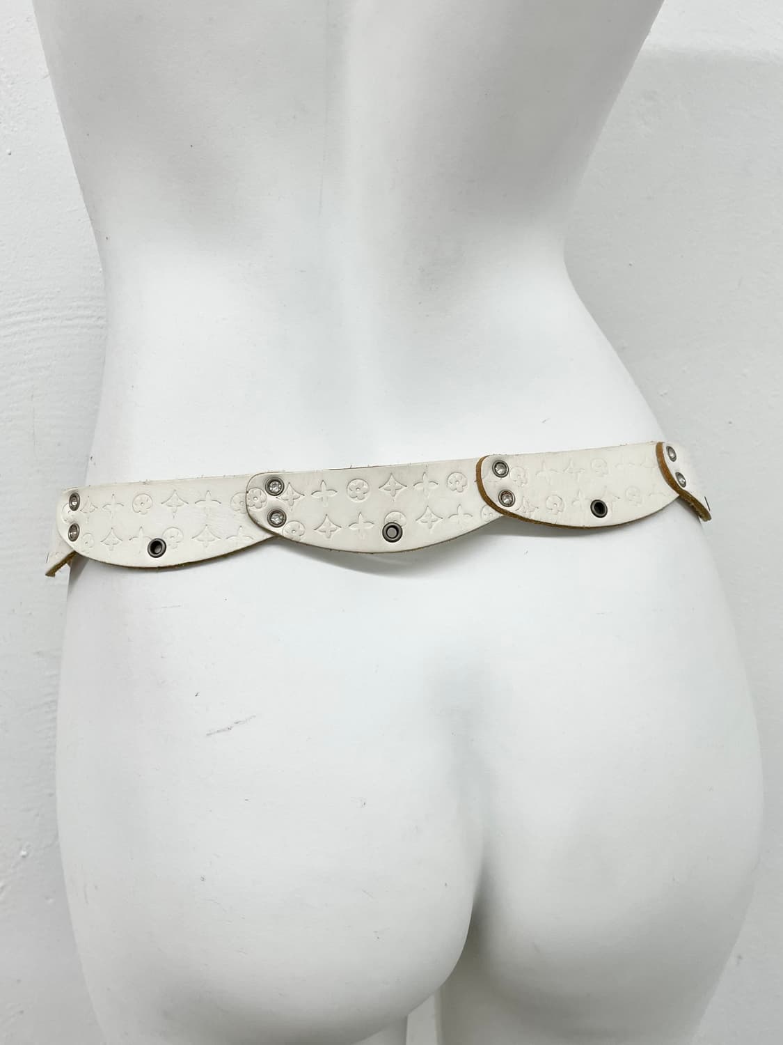 리얼레더 화이트페어리 체인 벨트 상품이미지3