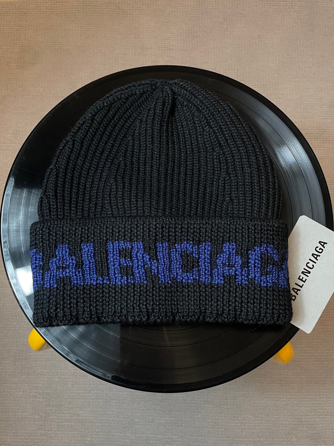 발렌시아가 인타르시아 로고 울 비니 새상품 상품이미지1