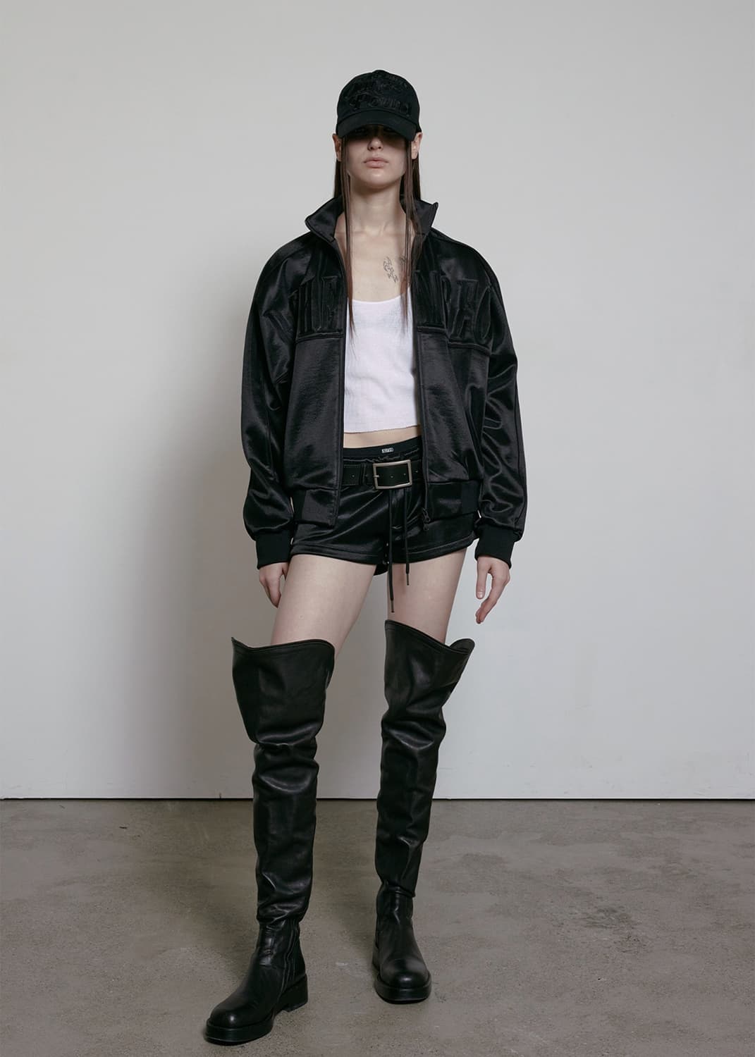 보헤미안서울 글로시 저지 로고 자켓 상품이미지3