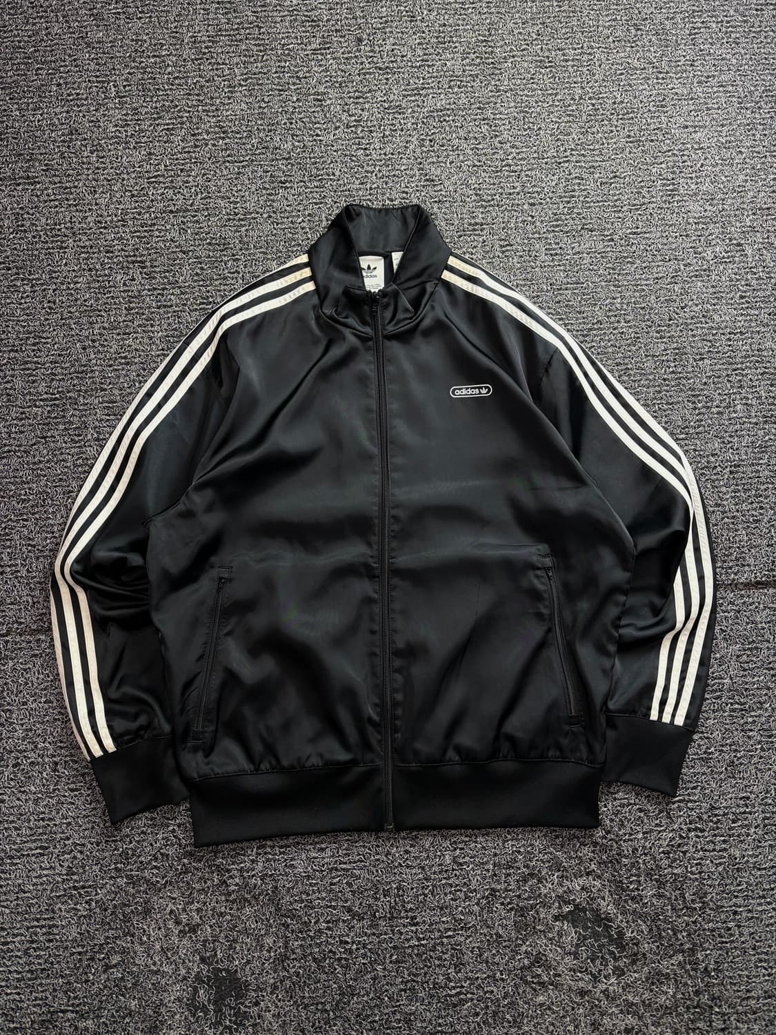 아디다스 신형 박시핏 사틴 트랙탑 져지 블랙 2902 상품이미지2