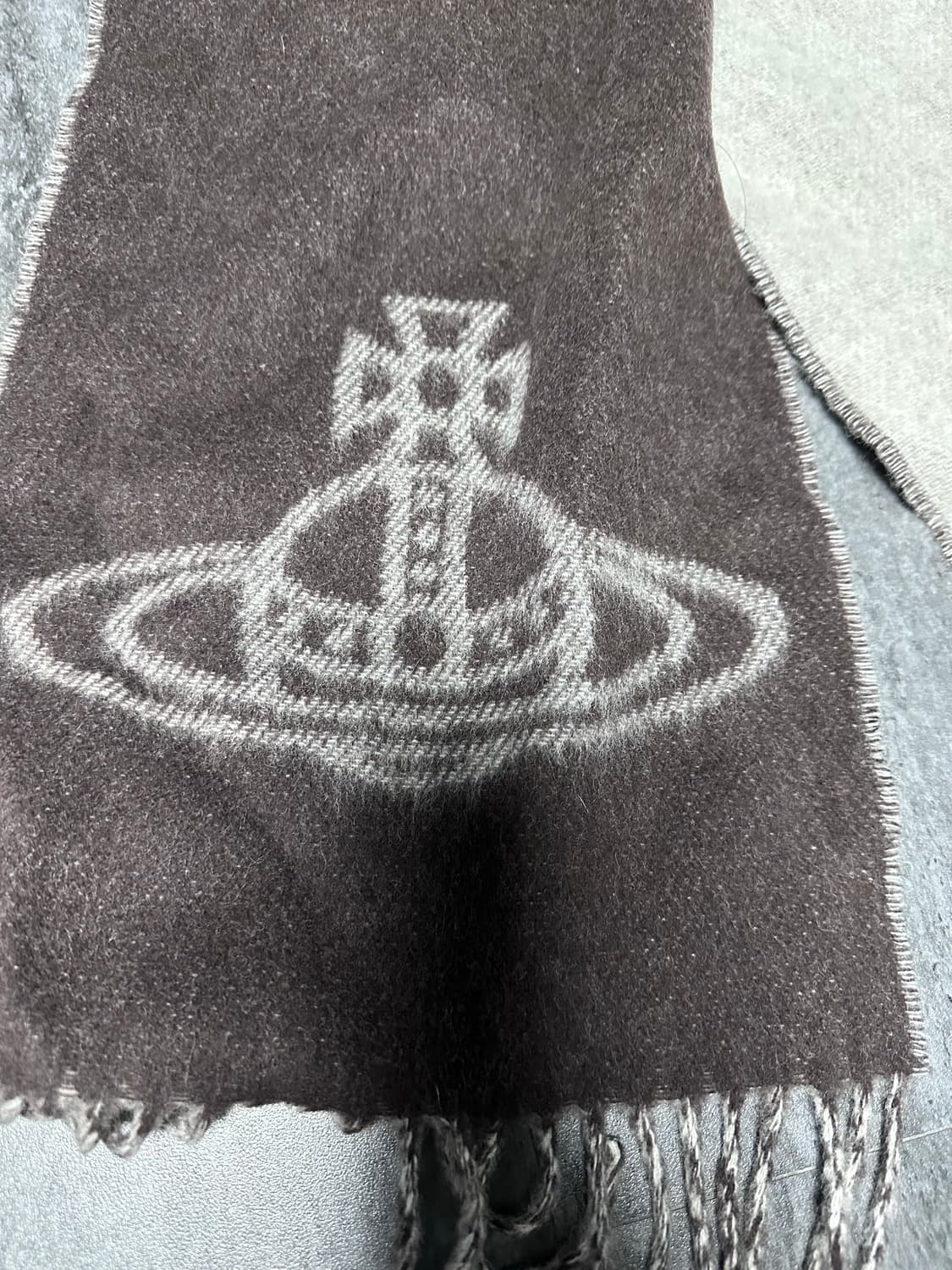 비비안웨스트우드 양면 ORB 로고 머플러 상품이미지8