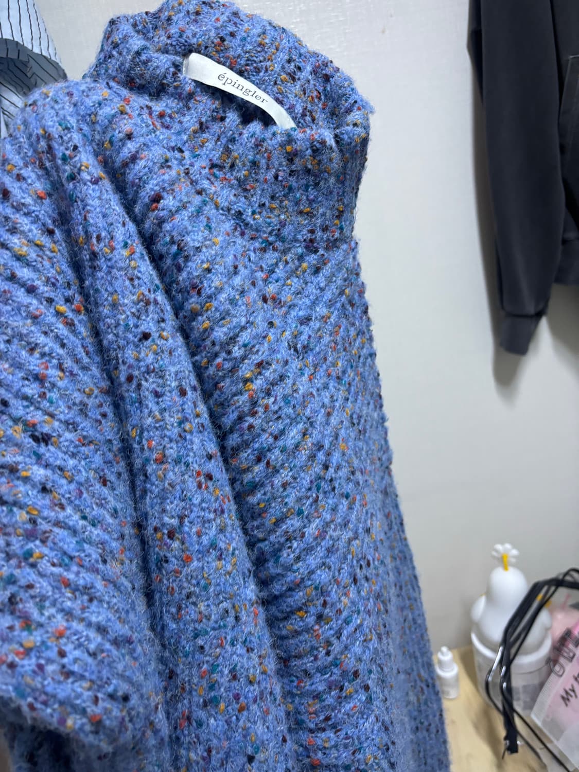 에핑글러 도넛니트 (블루) 상태 좋음 상품이미지4