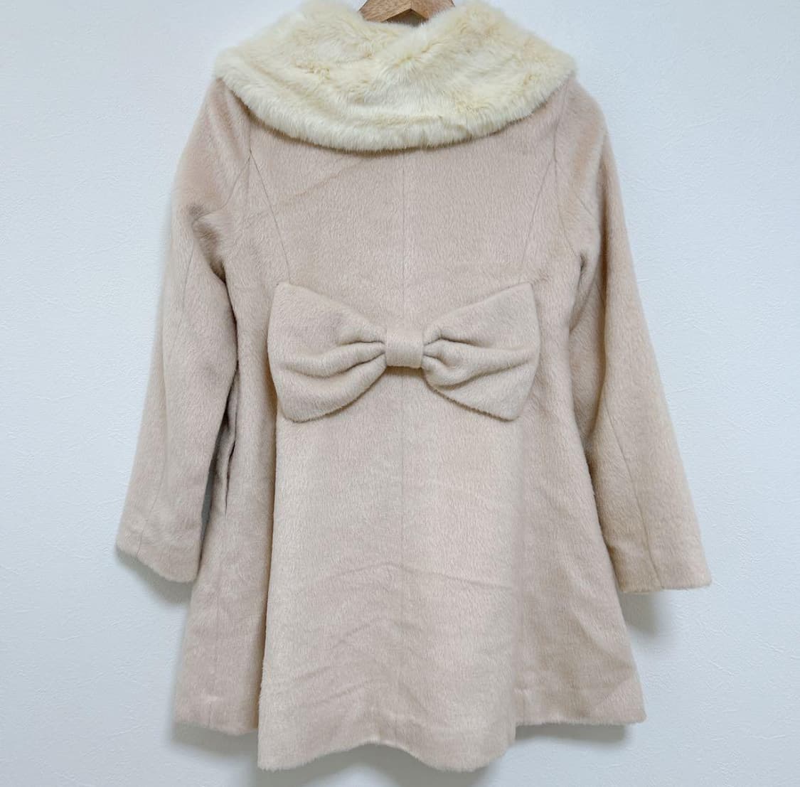 리즈리사 빅 리본 연핑크 퍼 코트 상품이미지1