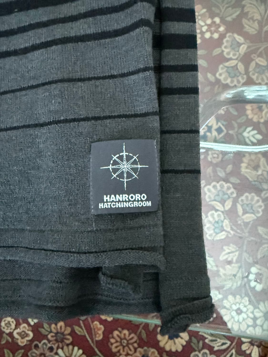 한로로 x 해칭룸 머플러 팔아요! 상품이미지2