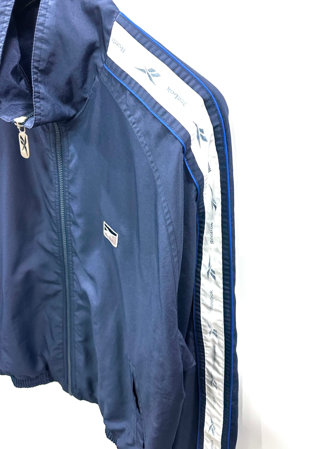 리복 올드스쿨 바람막이 105 상품이미지3