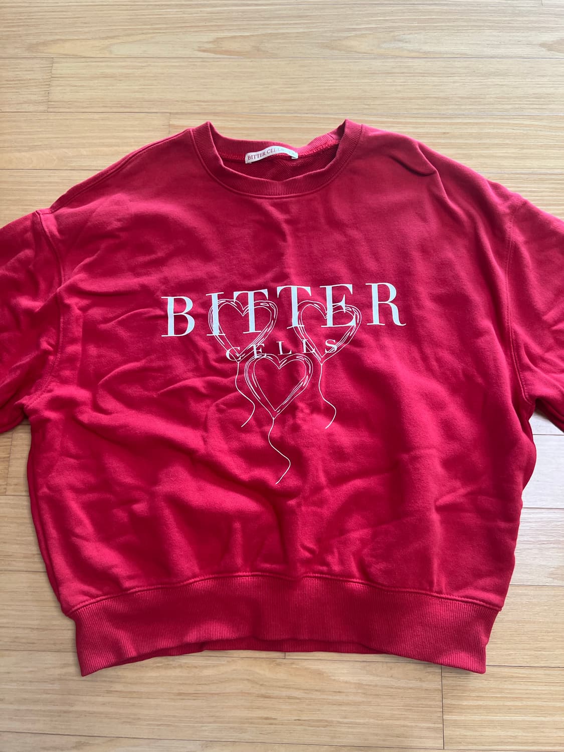 비터셀즈 하트 벌룬 스웻셔츠 맨투맨 레드 상품이미지5