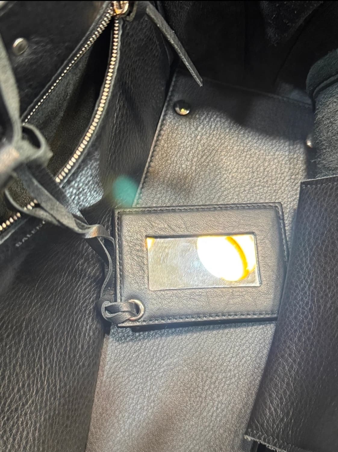 발렌시아가 파피에르 A6 블랙 토트백 상품이미지7