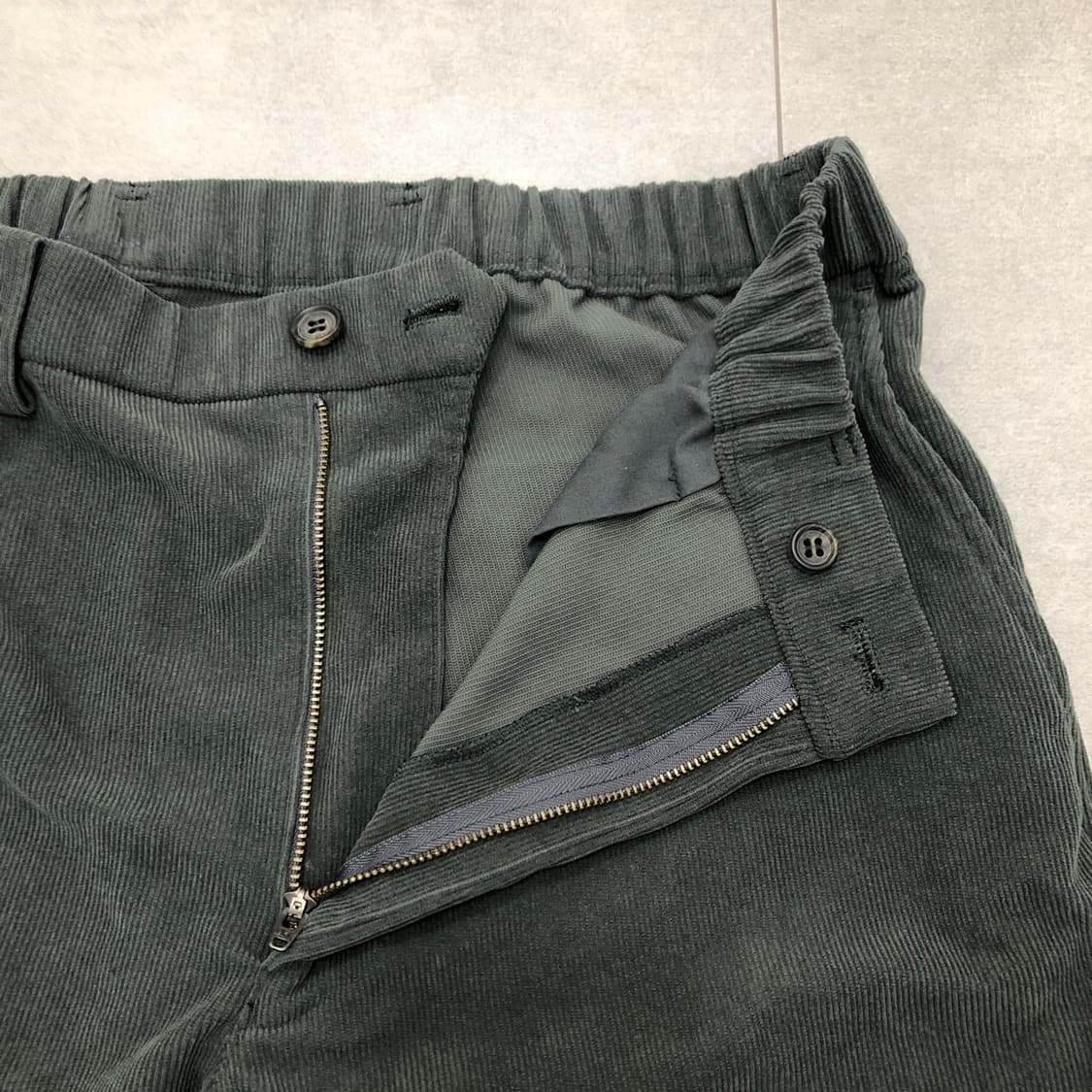 이세이미야케 옴므플리세 코듀로이 플리츠 밴딩 팬츠 3 상품이미지2