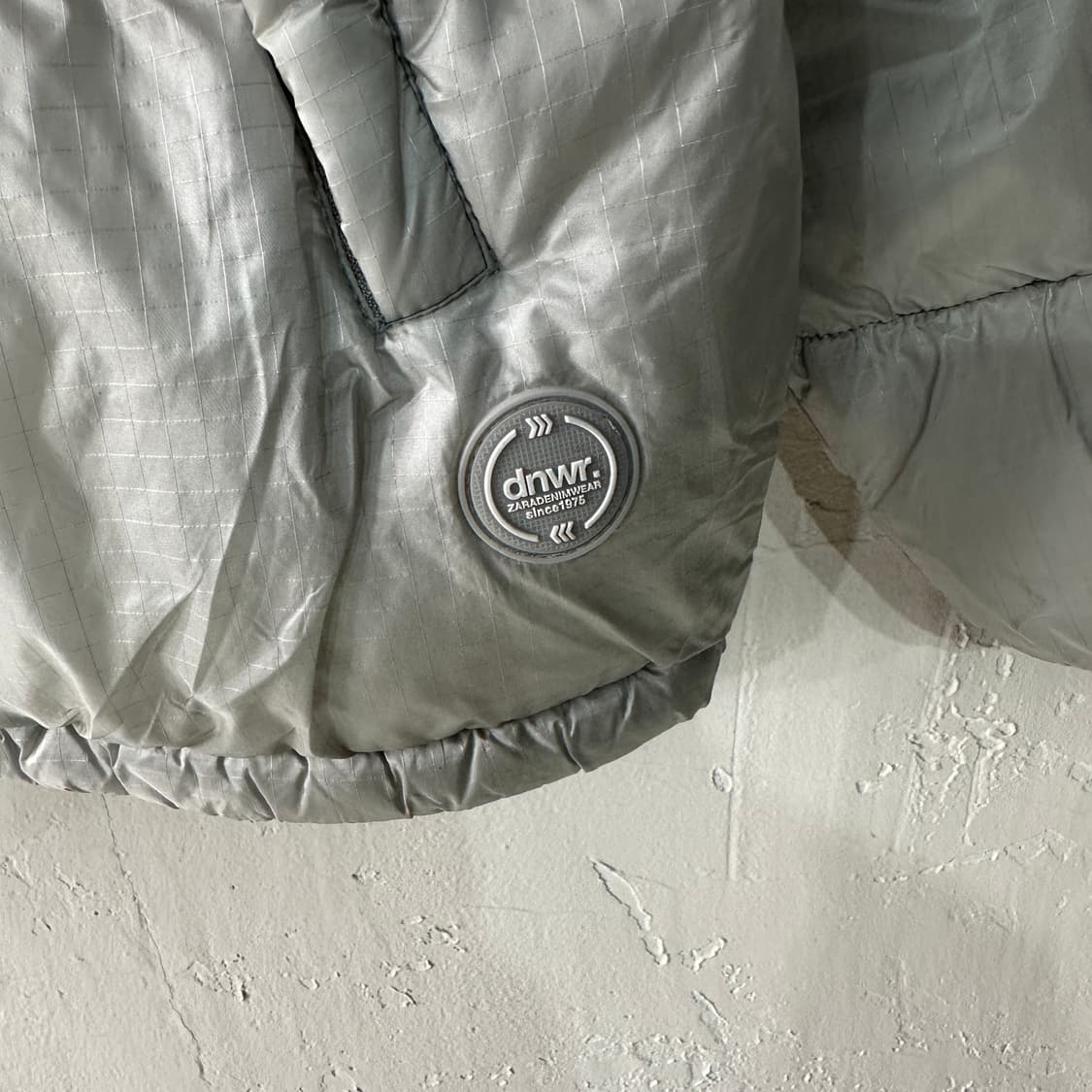 자라 dnwr 숏패딩 L 상품이미지3