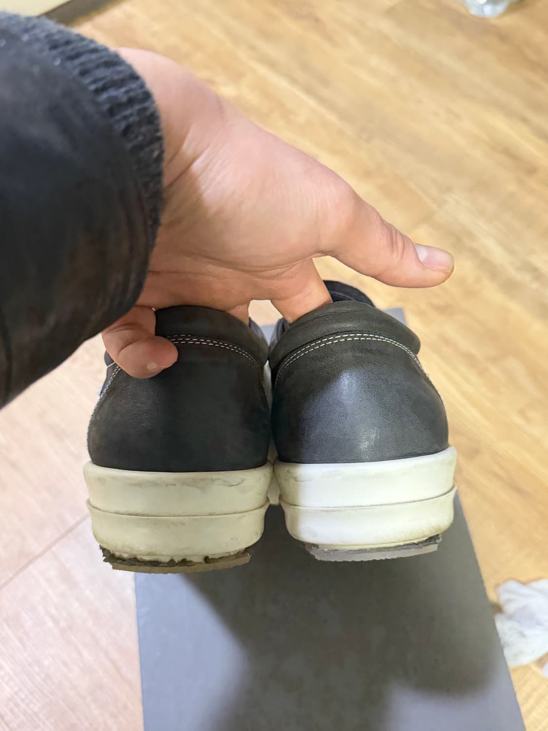 릭오웬스 42 더스트 밀크 상품이미지4