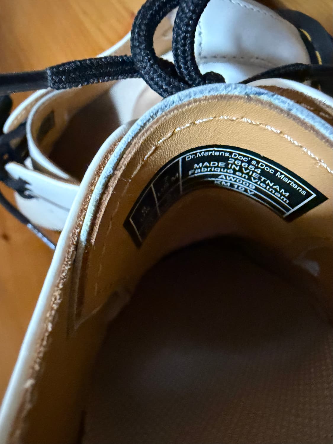 닥터마틴 벡스1461 화이트 250 상품이미지2